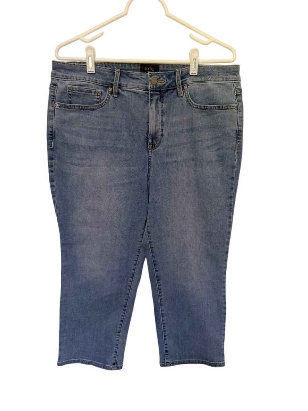 NYDJ For Chico's Jeans Slim Crop Blue Denim Lift and Tuck Womans 14